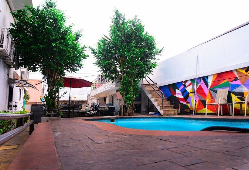 هتل Cls Connecting Lagos Suites