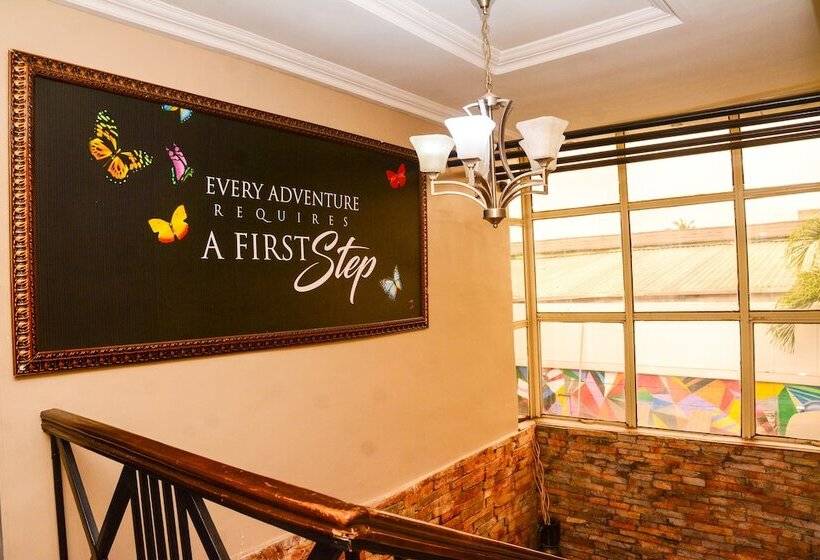 هتل Cls Connecting Lagos Suites