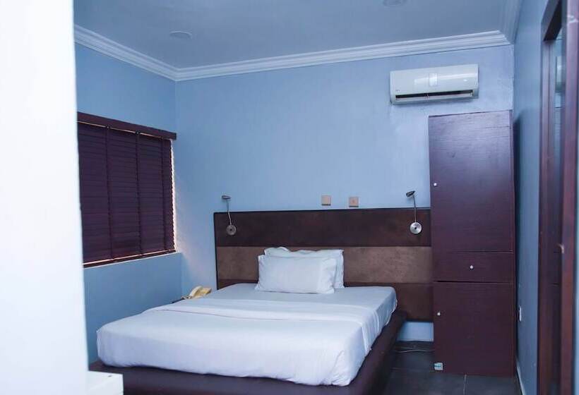 هتل Cls Connecting Lagos Suites