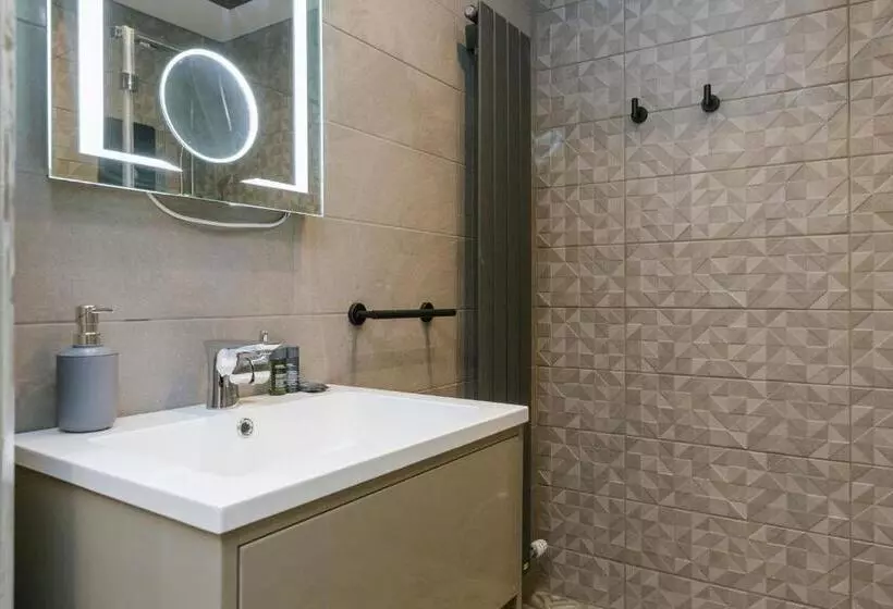 ホテル Number 11 By The Warren Collection