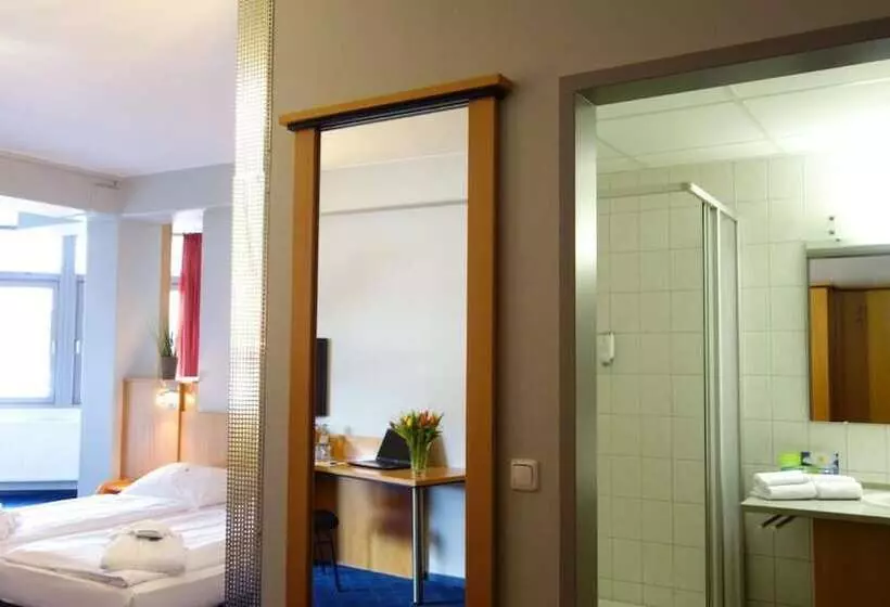Hotelli Plaza Inn Braunschweig City Nord