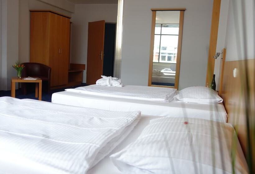 酒店 Plaza Inn Braunschweig City Nord