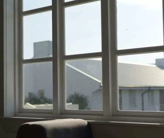 הוסטל Jailhouse Accommodation