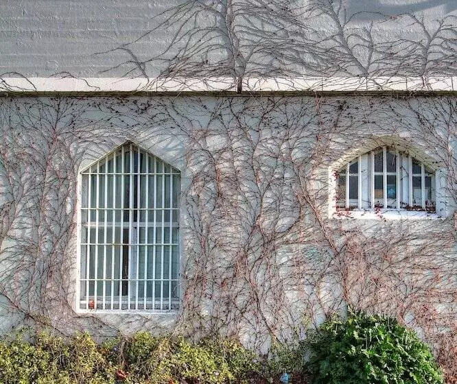 הוסטל Jailhouse Accommodation