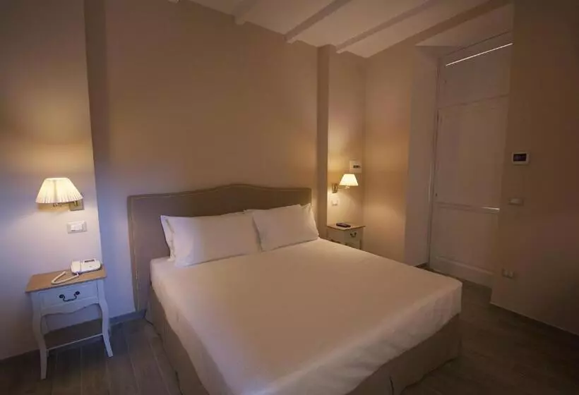 تختخواب و صبحانه Cas'e Charming House