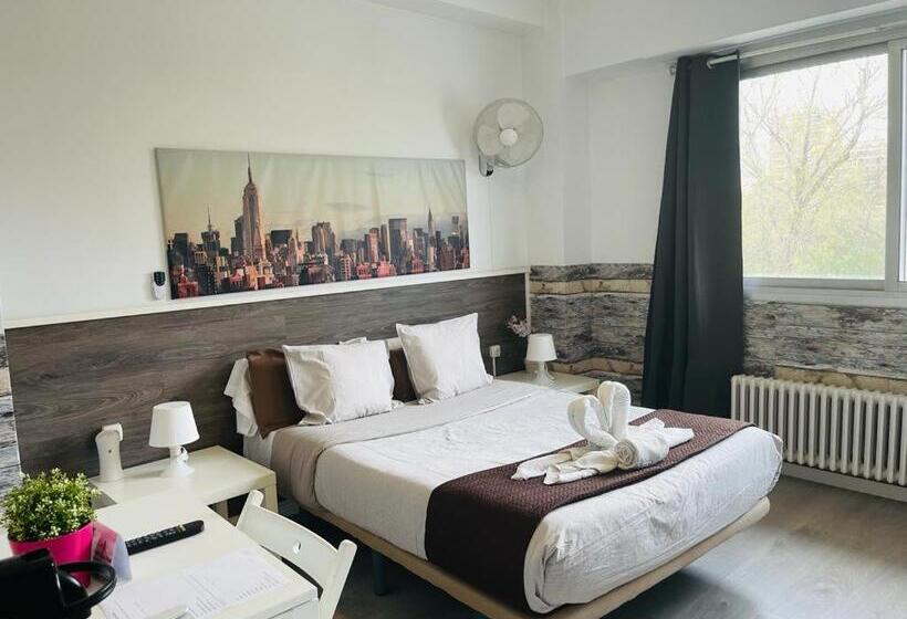 مبيت وإفطار Valencia Suits You Centro Histórico, Establecimiento Automatizado Fast Auto Check In&out, Solo Para