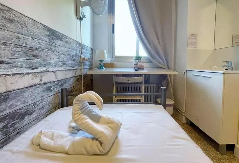 مبيت وإفطار Valencia Suits You Centro Histórico, Establecimiento Automatizado Fast Auto Check In&out, Solo Para