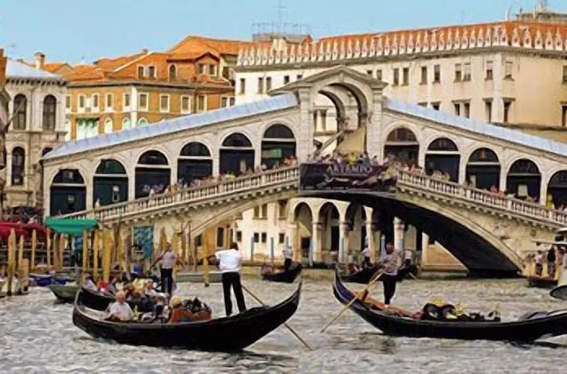 تختخواب و صبحانه Bed&Breakfast Barababao