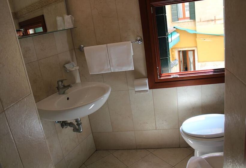 تختخواب و صبحانه Bed&Breakfast Barababao