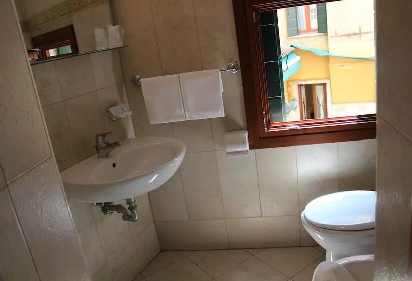 تختخواب و صبحانه Bed&Breakfast Barababao