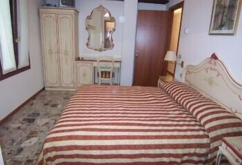 تختخواب و صبحانه Bed&Breakfast Barababao