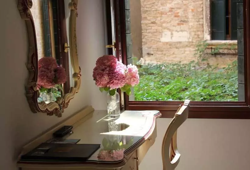 تختخواب و صبحانه Bed&Breakfast Barababao