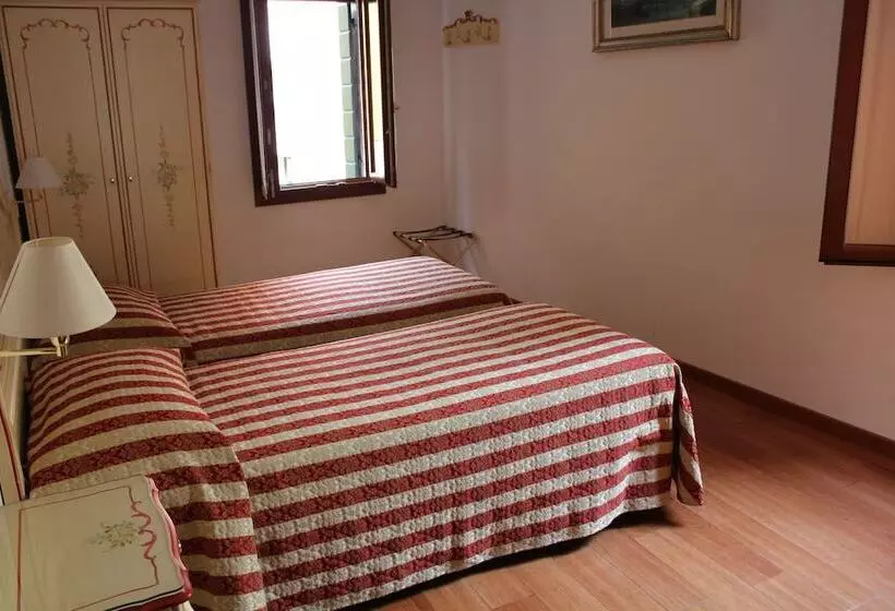 تختخواب و صبحانه Bed&Breakfast Barababao