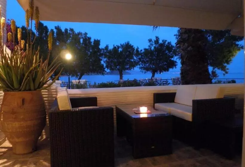 Отель Agali Bay