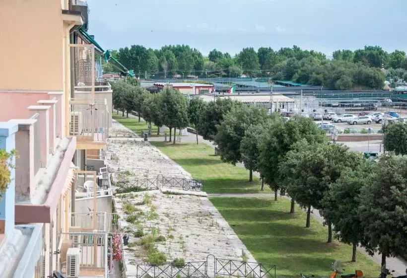 בית מלון כפרי Del Mar