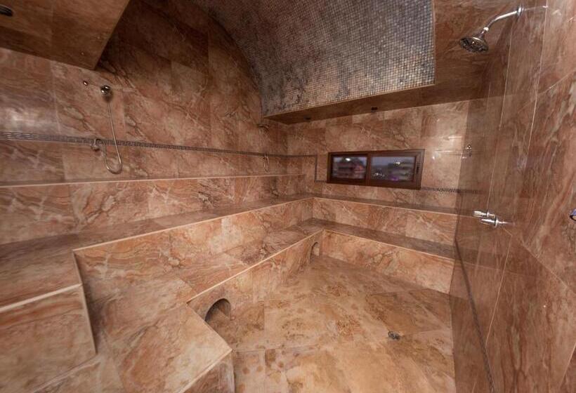 Отель Dharma Beach