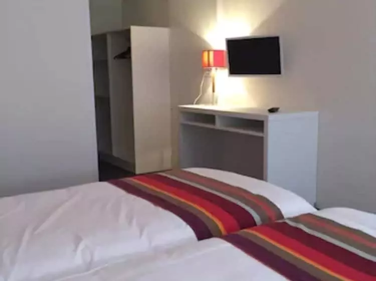 בית מלון כפרי Du Village Catalan