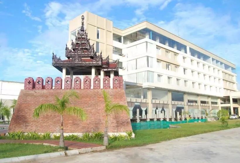 هتل Man Myanmar