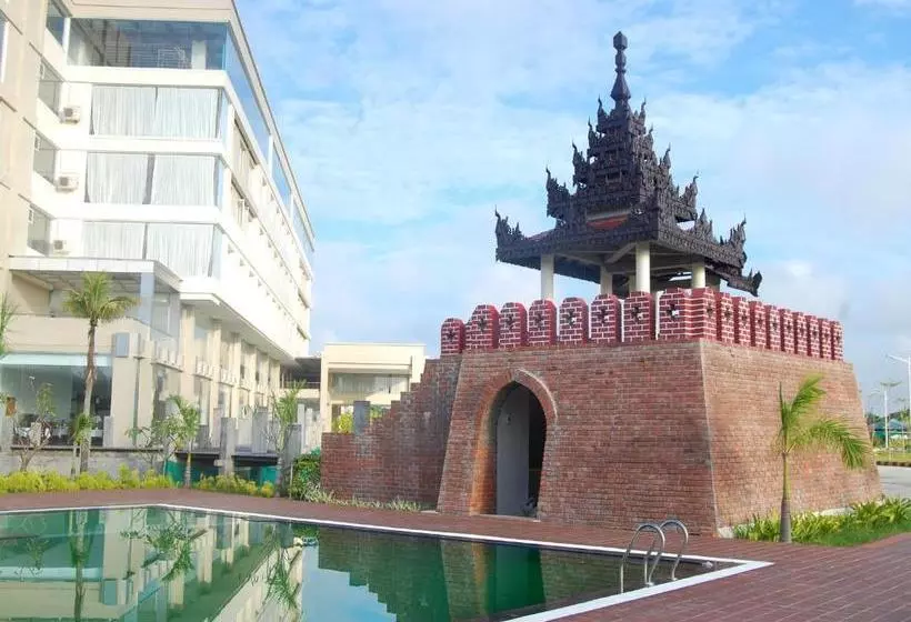 هتل Man Myanmar