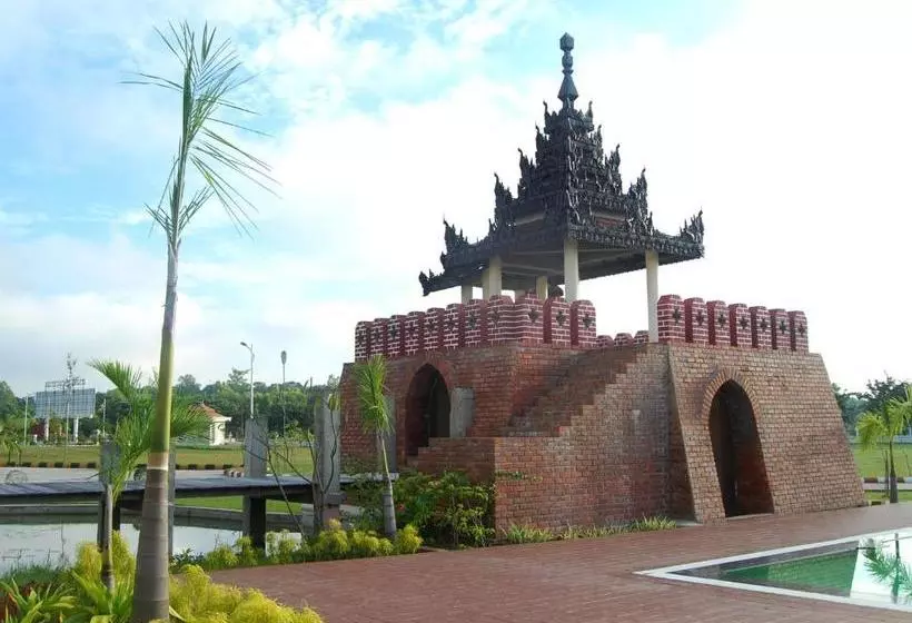 هتل Man Myanmar