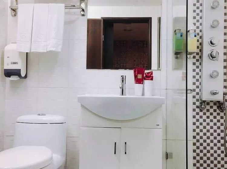 Talmud Hotel Gongyuan