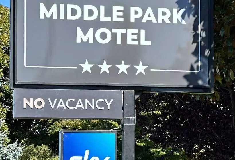 Middle Park Motel