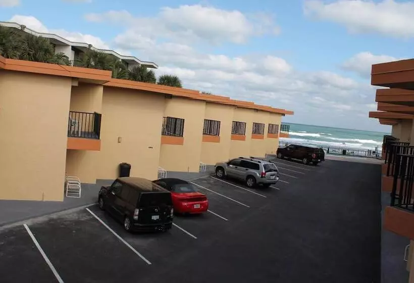 Grand Prix Motel Beach Front