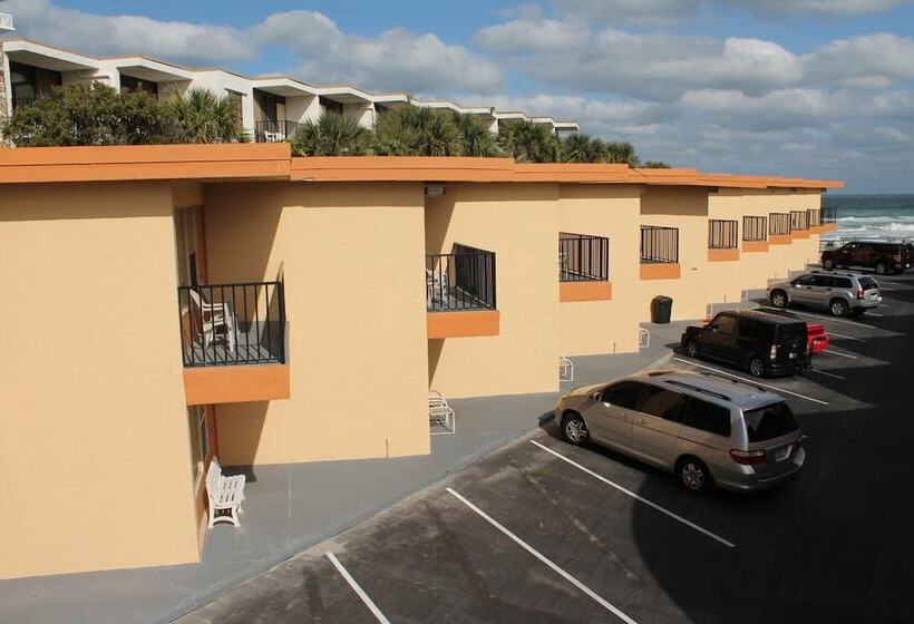 Grand Prix Motel Beach Front