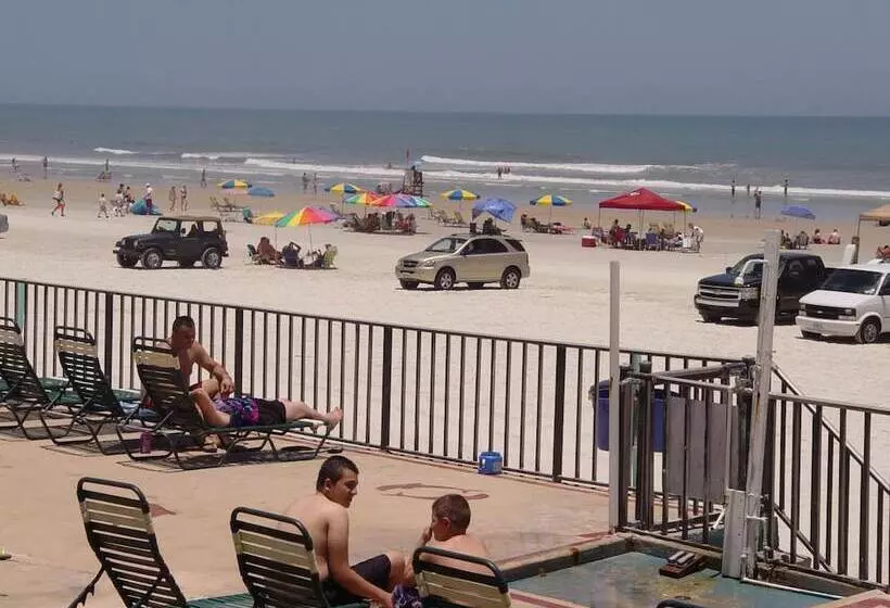 Grand Prix Motel Beach Front