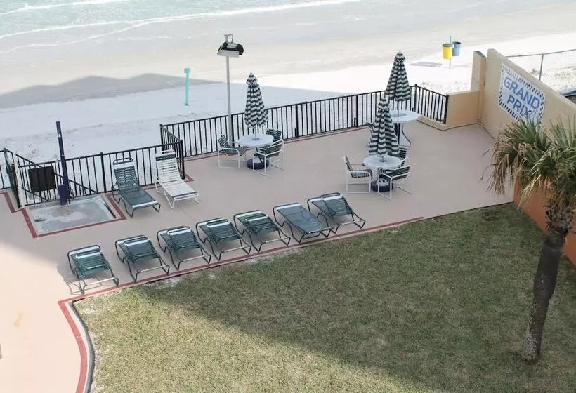 Grand Prix Motel Beach Front