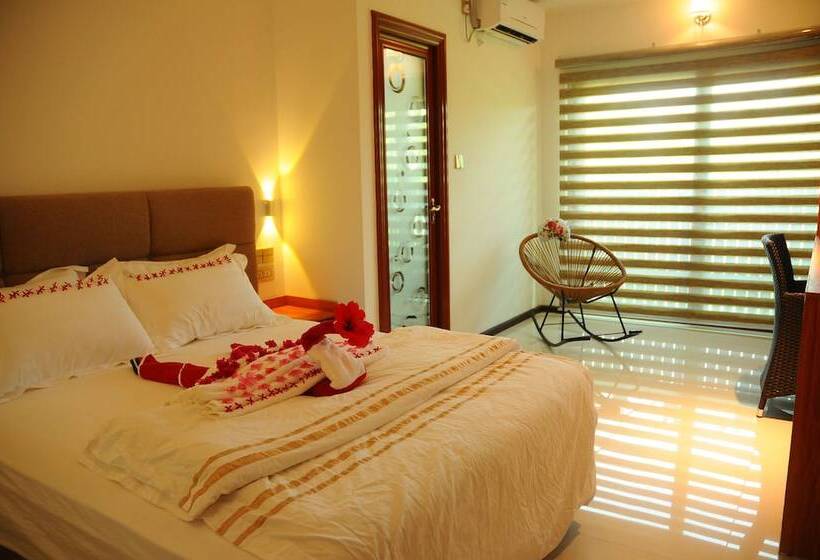 هتل Palmrest Kaashidhoo Maldives