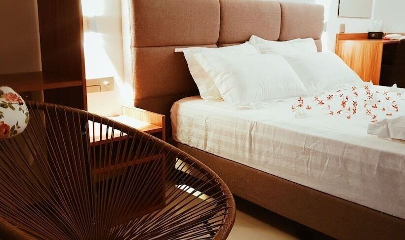 هتل Palmrest Kaashidhoo Maldives