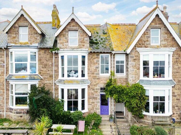 Accommodation Orla Mo