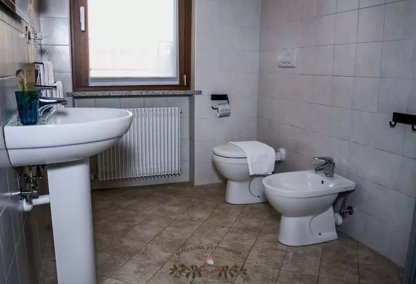 ベッドアンドブレックファースト Hostaria Pettirosso