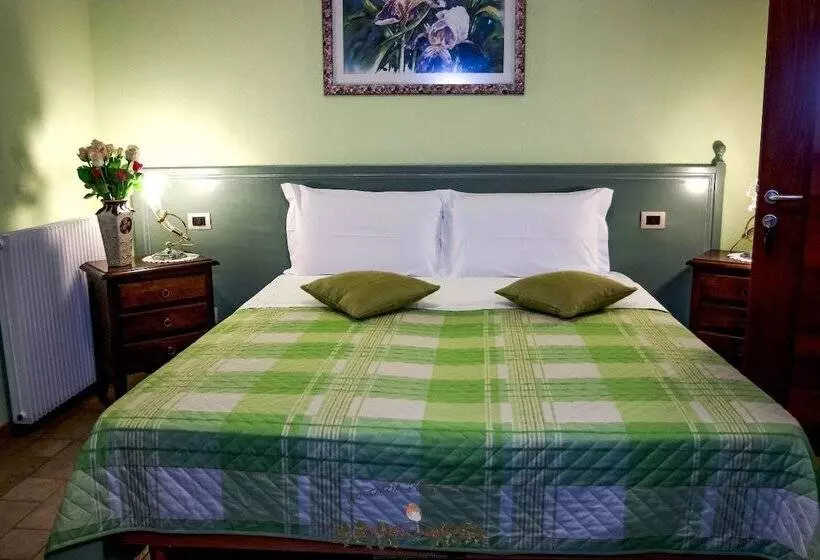 ベッドアンドブレックファースト Hostaria Pettirosso