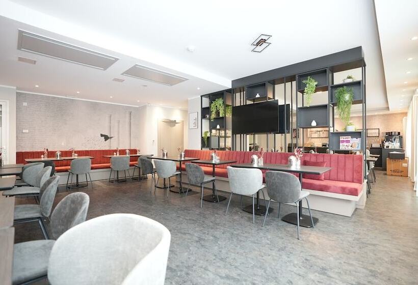 Boutique Kaiser Hotel & Apartments