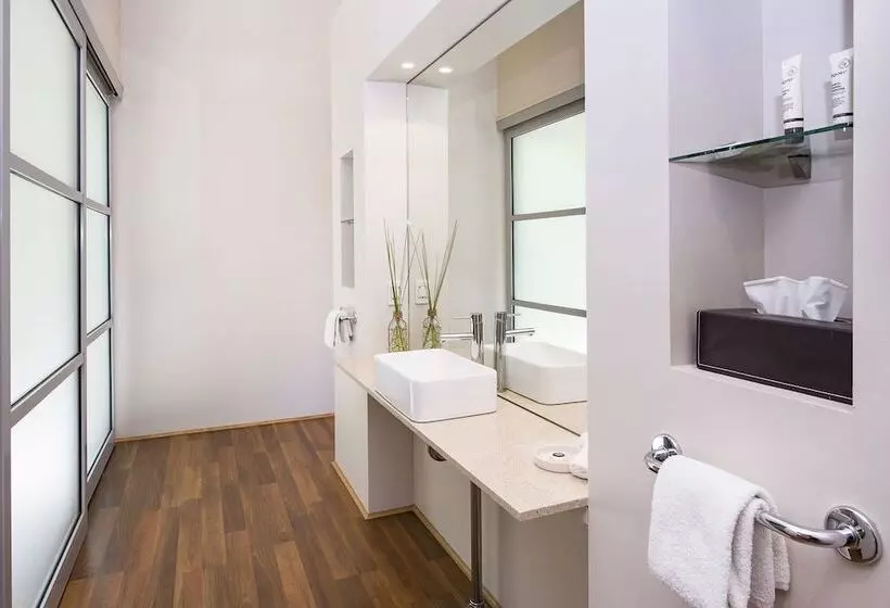 Hidden Valley Forest Retreat