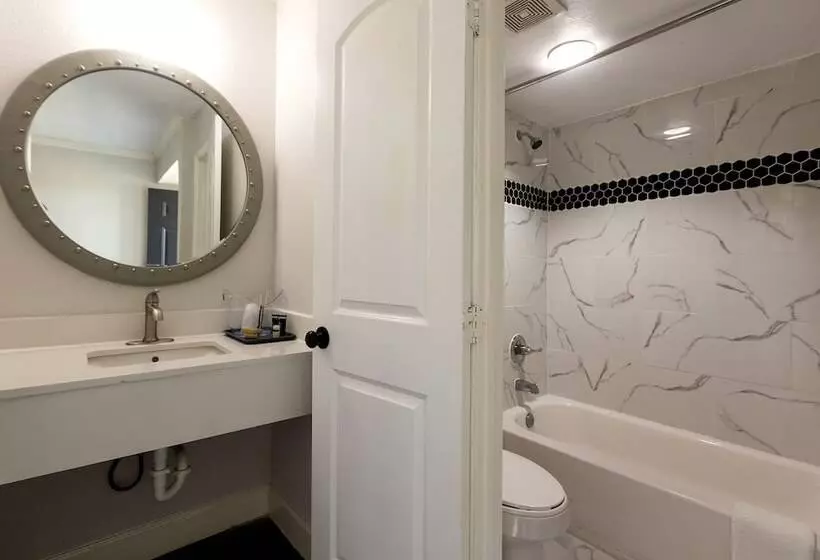 Hotelli Crystal Palace Resort