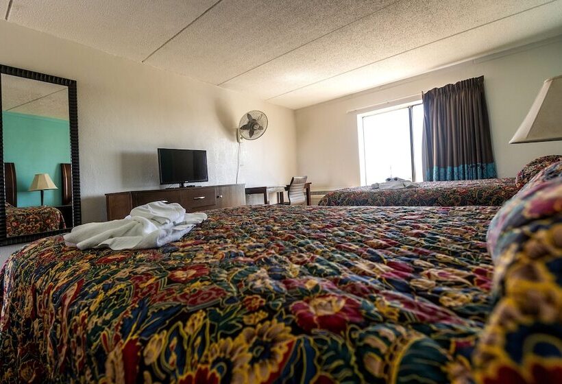 فندق Crystal Palace Resort