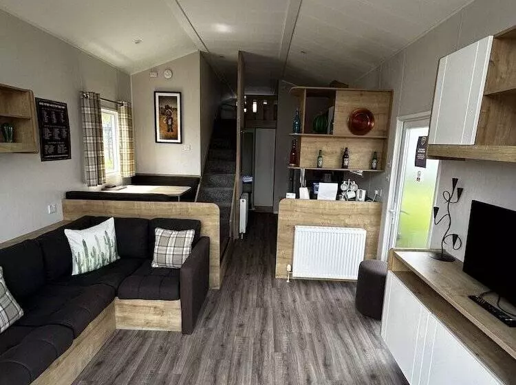 Hotelli Gulliver S Valley M1 Jct 31