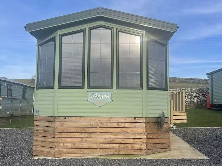Hotelli Immaculate 2 Bed Static Caravan At Monrieth