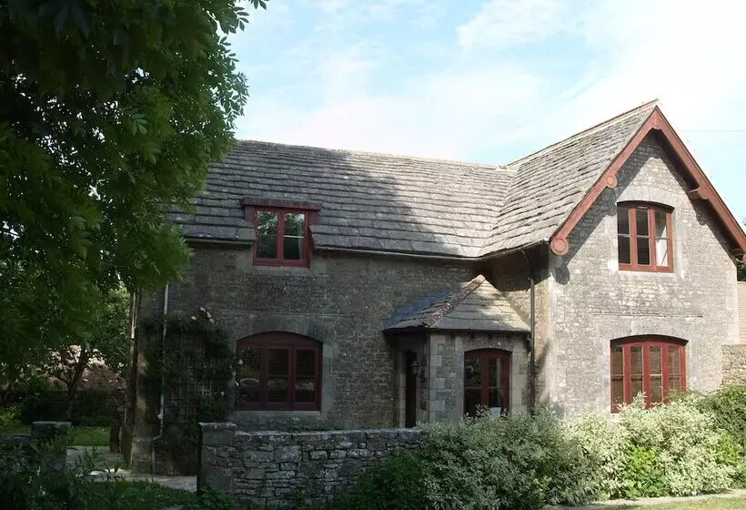 ホテル Kingston Country Courtyard