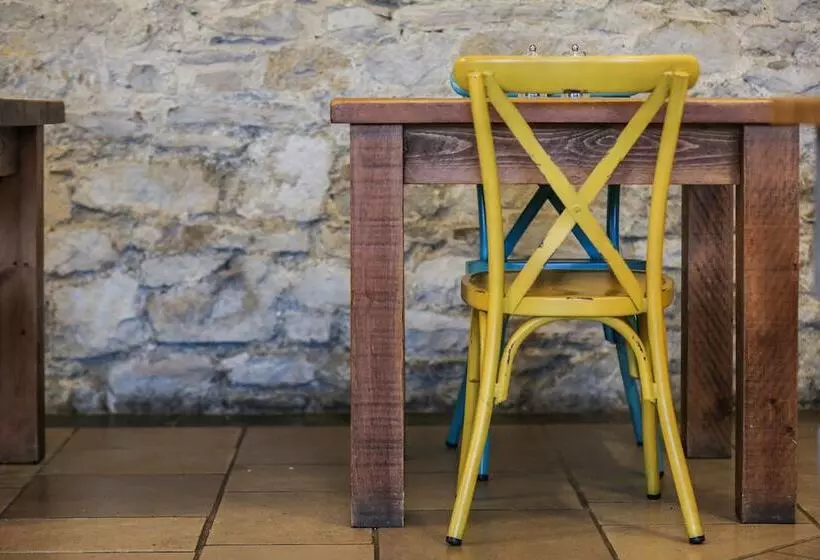 ホテル Kingston Country Courtyard