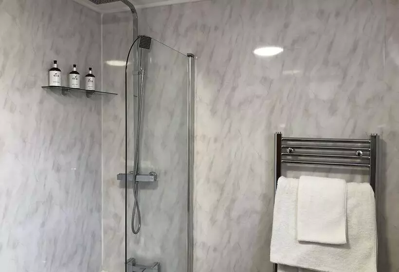 ホテル Kingston Country Courtyard