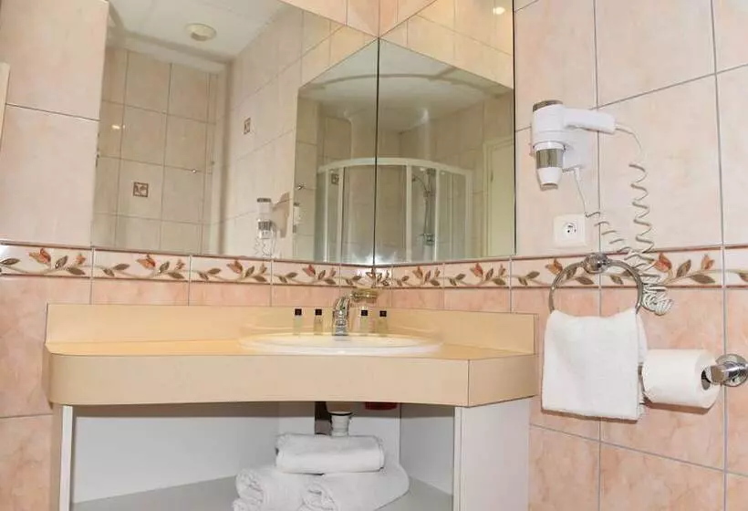 Hotelli Hôtel Normandie Spa