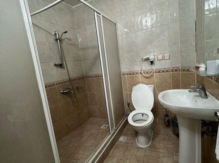 בית מלון כפרי Osmanbey