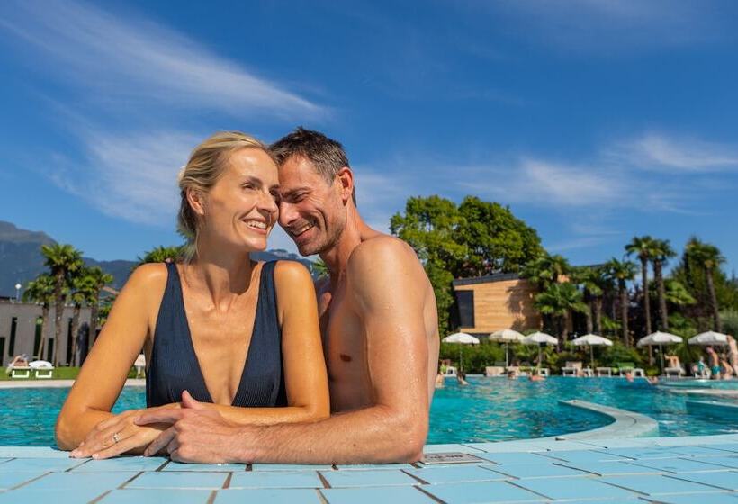 בית מלון כפרי Treelodgy