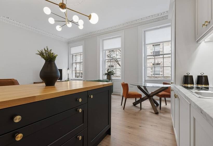 فندق Wilton House