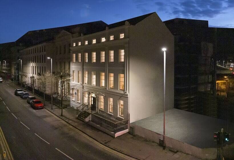 فندق Wilton House