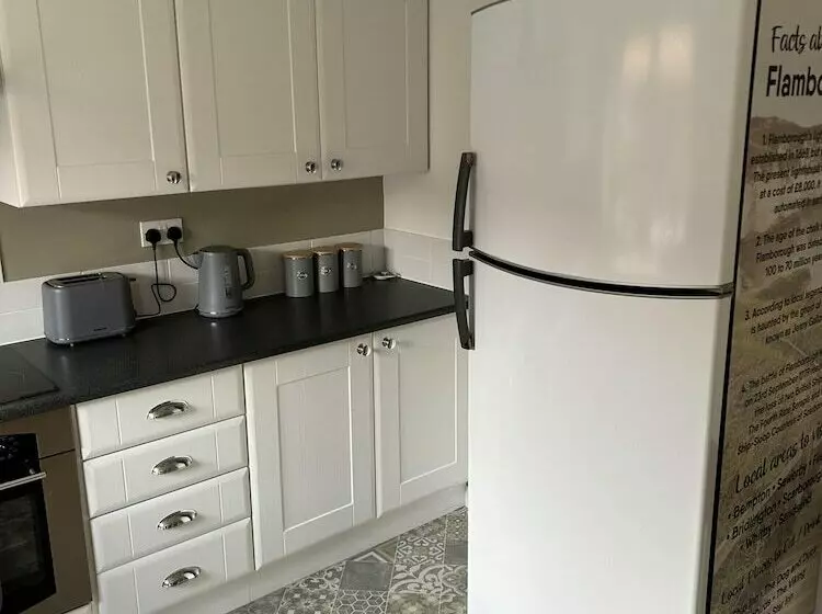 Immaculate 2 Bed Cottage In Flamborough